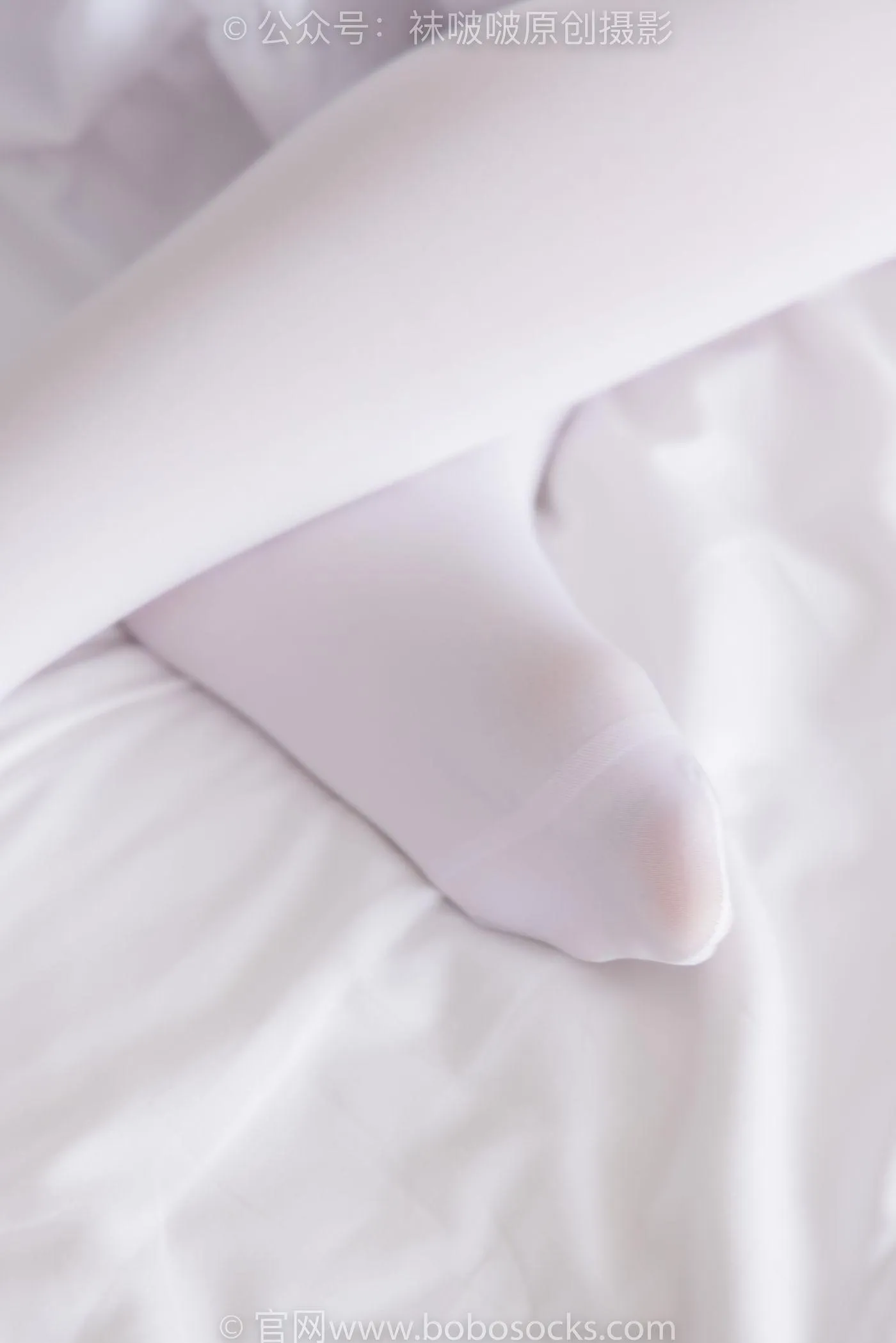 [BoBoSocks袜啵啵]NO.195 小甜豆-黑皮鞋、厚白丝、女仆装 [135P]插图2